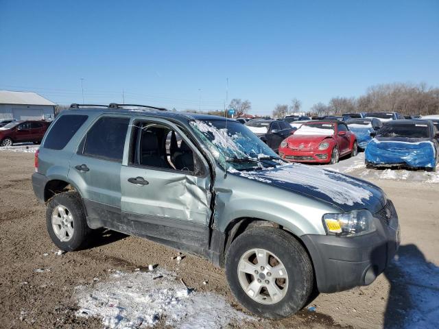 Photo 4 from auction – 2005 FORD ESCAPE XLT with VIN 1FMCU031X5KA29048