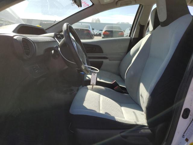 Photo 7 from auction – 2014 TOYOTA PRIUS C with VIN JTDKDTB37E1071770