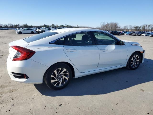 Photo 3 from auction – 2018 HONDA CIVIC EX with VIN 2HGFC2F72JH539820
