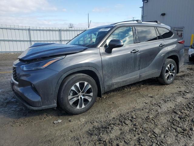 TOYOTA HIGHLANDER 2022 with VIN 5TDGBRCH0NS555520 - Photo from auction
