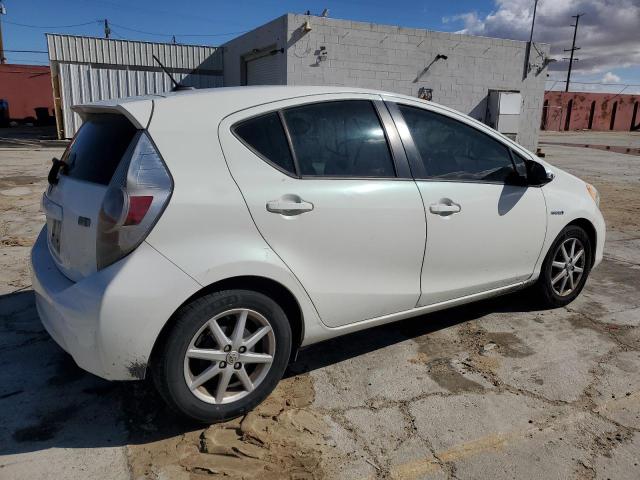 Photo 3 from auction – 2014 TOYOTA PRIUS C with VIN JTDKDTB36E1066320