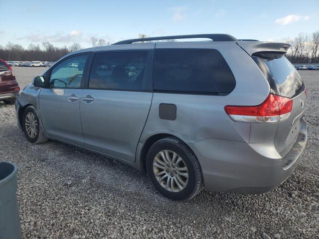 Photo 2 from auction – 2012 TOYOTA SIENNA XLE with VIN 5TDYK3DC0CS240900