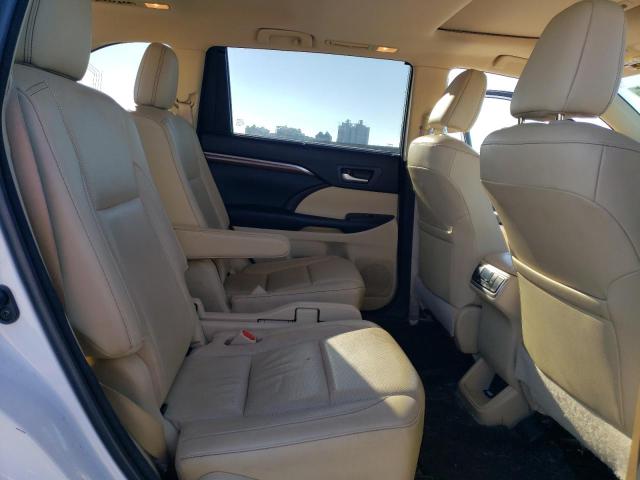 Foto 11 de la subasta – 2018 TOYOTA HIGHLANDER con VIN 5TDYZRFH6JS241019