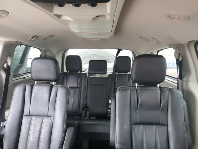 Photo 10 from auction – 2013 CHRYSLER TOWN & COU with VIN 2C4RC1CG8DR810548