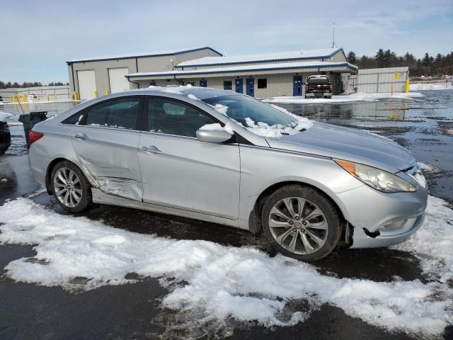 Photo 4 from auction – 2011 HYUNDAI SONATA SE with VIN 5NPEC4AC5BH186783