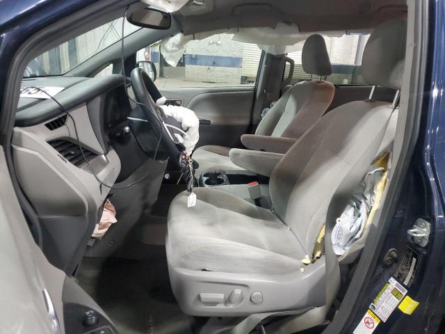 Photo 7 from auction – 2018 TOYOTA SIENNA LE with VIN 5TDKZ3DC5JS903117