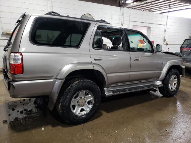 Photo 3 from auction – 2002 TOYOTA 4RUNNER SR with VIN JT3HN86R420366057
