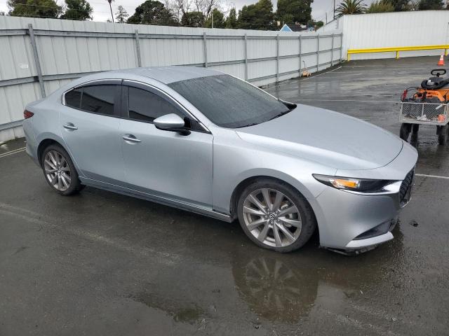 Фото 4 с аукциона – 2020 MAZDA 3 SELECT с VIN 3MZBPACL7LM132168