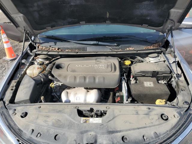 Photo 11 from auction – 2015 CHRYSLER 200 LIMITE with VIN 1C3CCCAB4FN700240