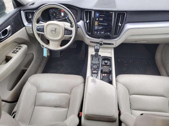 Photo 8 from auction – 2020 VOLVO XC60 T5 MO with VIN YV4102DK6L1565733