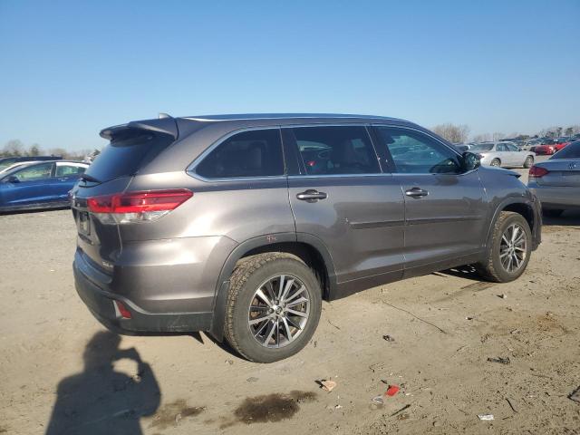 Снимка 3 от търг – 2017 TOYOTA HIGHLANDER с VIN 5TDJZRFH6HS474927