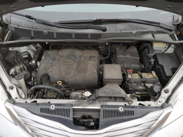 Photo 12 from auction – 2017 TOYOTA SIENNA XLE with VIN 5TDYZ3DC0HS789810