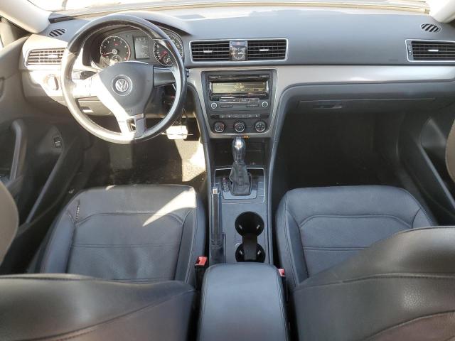 Photo 8 from auction – 2014 VOLKSWAGEN PASSAT S with VIN 1VWAT7A34EC028660