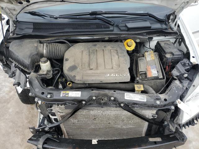 Photo 12 from auction – 2016 CHRYSLER TOWN & COU with VIN 2C4RC1JG1GR254218