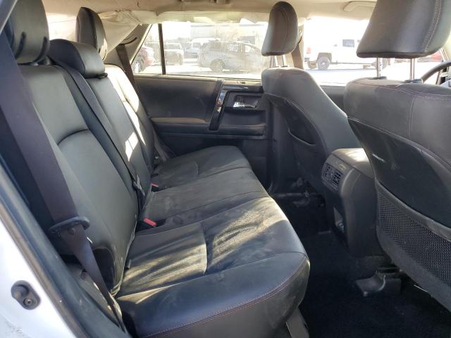 Photo 11 from auction – 2021 TOYOTA 4RUNNER VE with VIN JTEHU5JR1M5963883