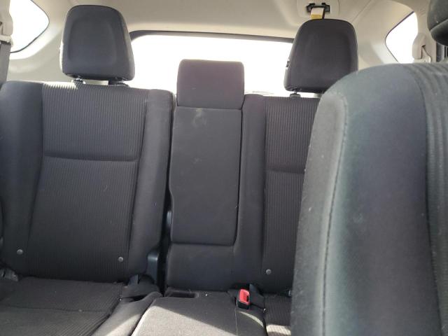 Photo 10 from auction – 2014 TOYOTA RAV4 LE with VIN JTMBFREV8ED071818