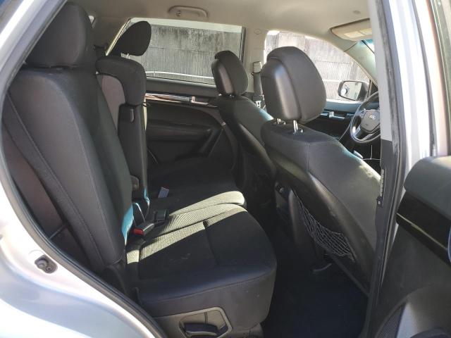 Photo 11 from auction – 2014 KIA SORENTO LX with VIN 5XYKT4A67EG424965