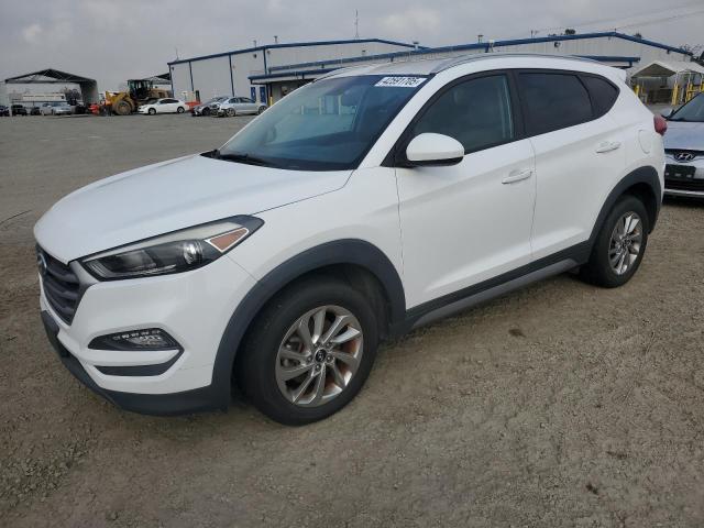 HYUNDAI TUCSON LIM 2017 with VIN KM8J3CA44HU289818 - Photo from auction
