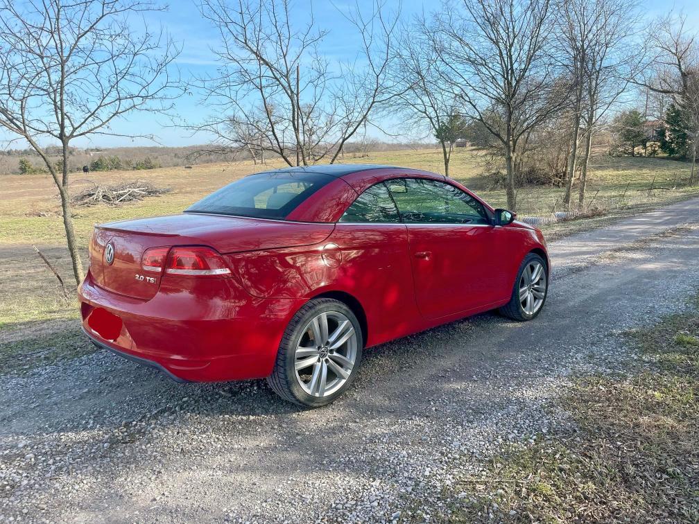 Photo 4 from auction – 2014 VOLKSWAGEN EOS LUX with VIN WVWFW8AH3EV001617