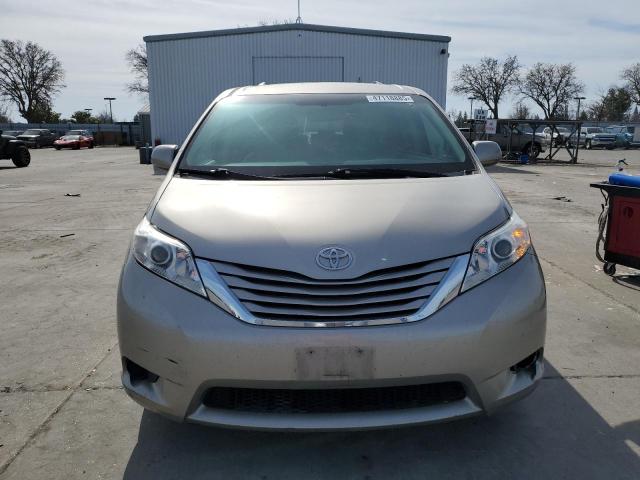 Photo 5 from auction – 2015 TOYOTA SIENNA LE with VIN 5TDKK3DC4FS665420
