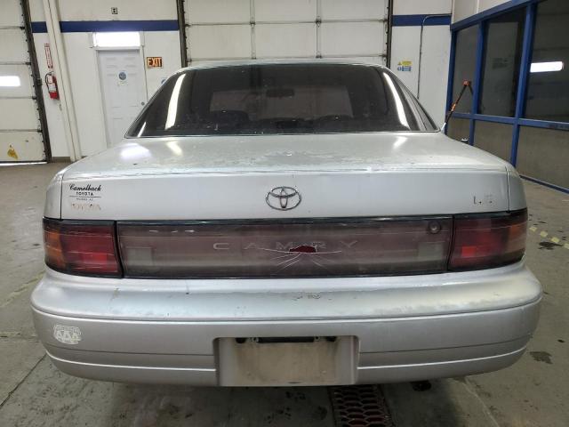 Photo 6 from auction – 1994 TOYOTA CAMRY LE with VIN JT2SK12E3R0206520