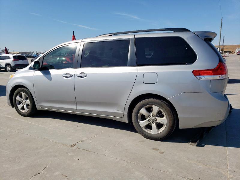 Photo 2 from auction – 2012 TOYOTA SIENNA LE with VIN 5TDKK3DC1CS208169