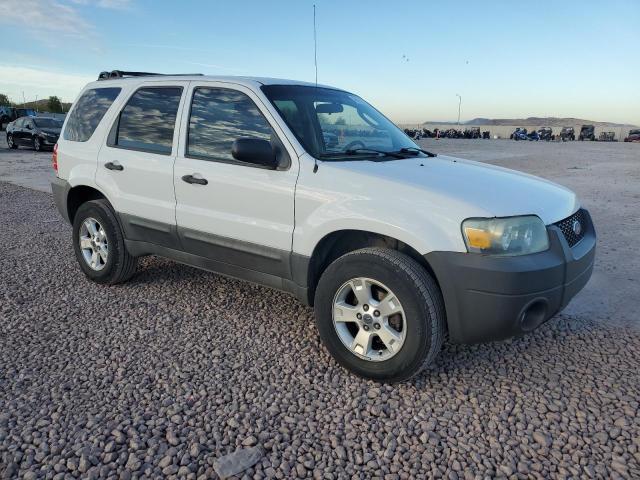 Photo 4 from auction – 2007 FORD ESCAPE with VIN 1FMCU03197KA36558
