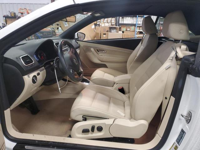 Photo 7 from auction – 2016 VOLKSWAGEN EOS KOMFOR with VIN WVWBW8AH7GV000763