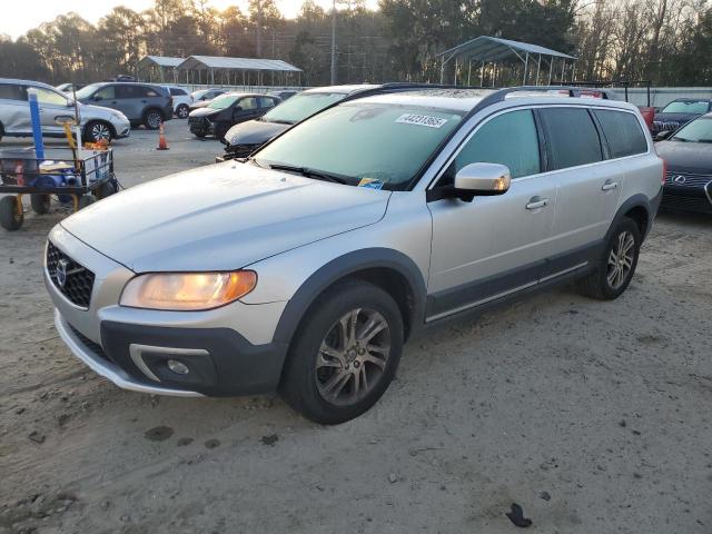 VOLVO XC70 T5 PR 2015 with VIN YV440MBK2F1230453 - Photo from auction