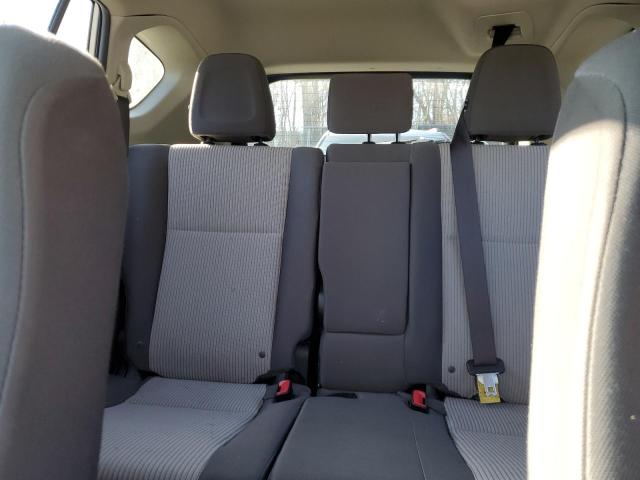 Photo 10 from auction – 2015 TOYOTA RAV4 LE with VIN JTMBFREV7FJ045827