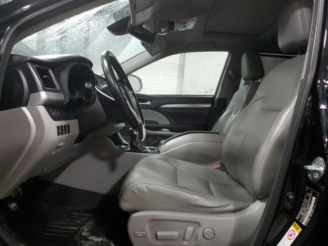 Photo 7 from auction – 2017 TOYOTA HIGHLANDER with VIN 5TDJZRFH6HS460526