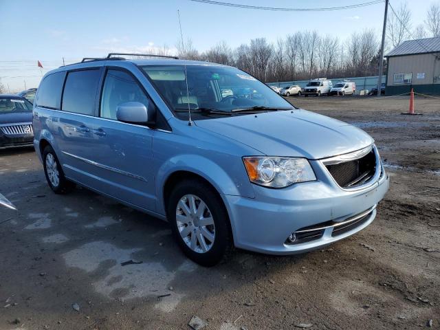 Photo 4 from auction – 2016 CHRYSLER TOWN & COU with VIN 2C4RC1BG1GR280882