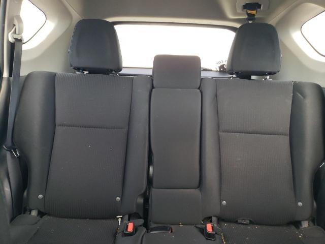 Photo 10 from auction – 2016 TOYOTA RAV4 LE with VIN 2T3BFREV5GW438745