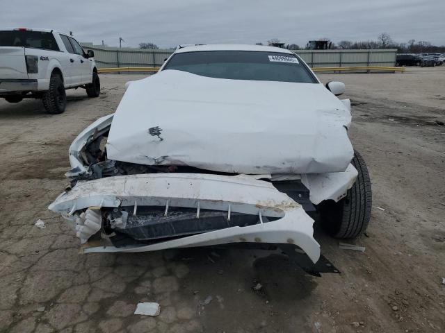 Foto 5 de la subasta – 2011 FORD CROWN VICT con VIN 2FABP7EV4BX137356