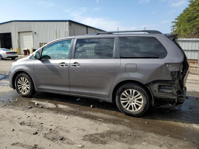 Photo 2 from auction – 2016 TOYOTA SIENNA XLE with VIN 5TDYK3DCXGS741735