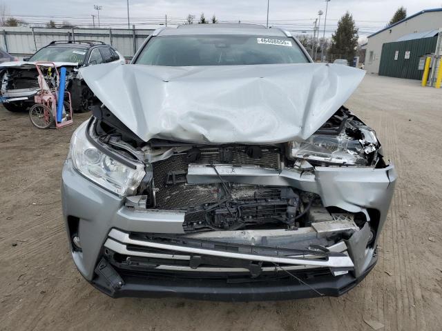 Photo 5 from auction – 2019 TOYOTA HIGHLANDER with VIN 5TDJZRFH5KS718574