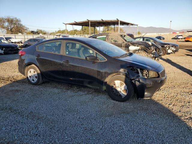 صورة رقم 4 من المزاد - 2017 KIA FORTE LX مع VIN 3KPFL4A71HE027313