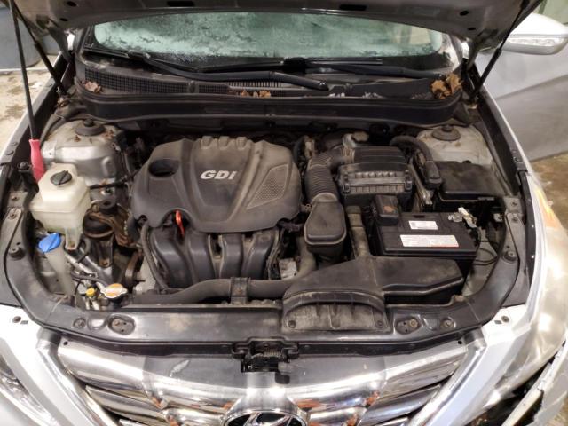 Photo 11 from auction – 2011 HYUNDAI SONATA SE with VIN 5NPEC4AC9BH123671