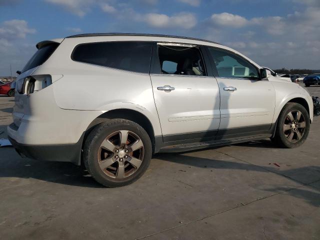Photo 3 from auction – 2017 CHEVROLET TRAVERSE L with VIN 1GNKRHKD6HJ252829
