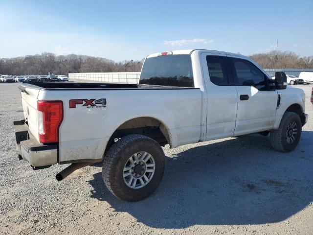 Photo 3 from auction – 2017 FORD F250 SUPER with VIN 1FT7X2B69HED68912