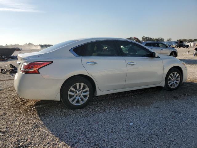 Photo 3 from auction – 2015 NISSAN ALTIMA 2.5 with VIN 1N4AL3AP5FC269441