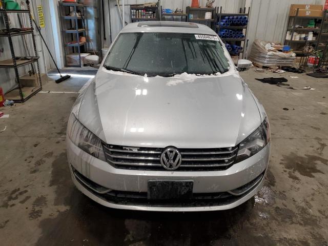 Photo 5 from auction – 2014 VOLKSWAGEN PASSAT SE with VIN 1VWBP7A3XEC001570