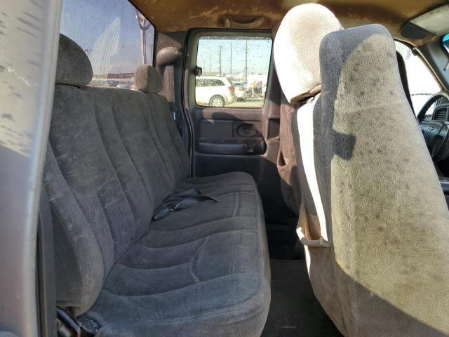 Photo 10 from auction – 2004 CHEVROLET SILVERADO with VIN 2GCEC19V741235250