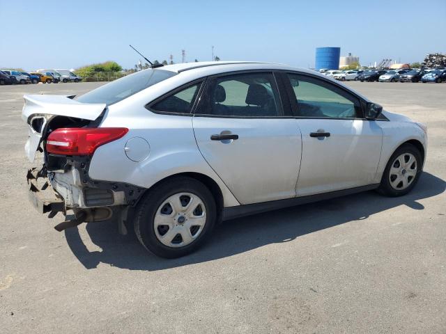 Photo 3 from auction – 2017 FORD FOCUS S with VIN 1FADP3E2XHL329345