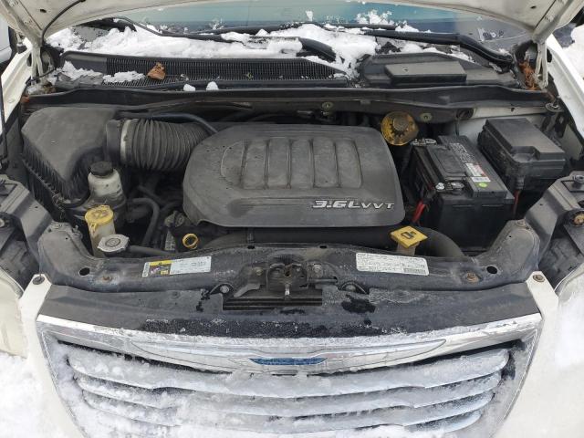 Photo 12 from auction – 2013 CHRYSLER TOWN & COU with VIN 2C4RC1CG2DR785050