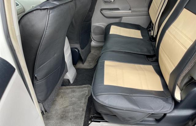 Photo 6 from auction – 2015 TOYOTA PRIUS V with VIN JTDZN3EU3FJ024320