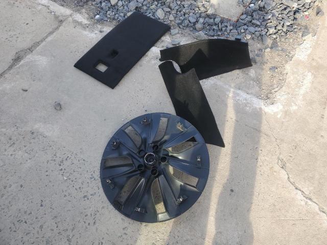 Photo 12 from auction – 2024 TESLA MODEL Y with VIN 7SAYGDEE6RA312297