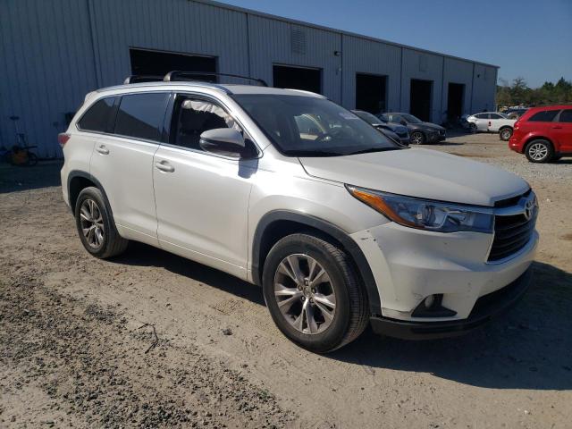 Photo 4 from auction – 2015 TOYOTA HIGHLANDER with VIN 5TDKKRFH3FS058193