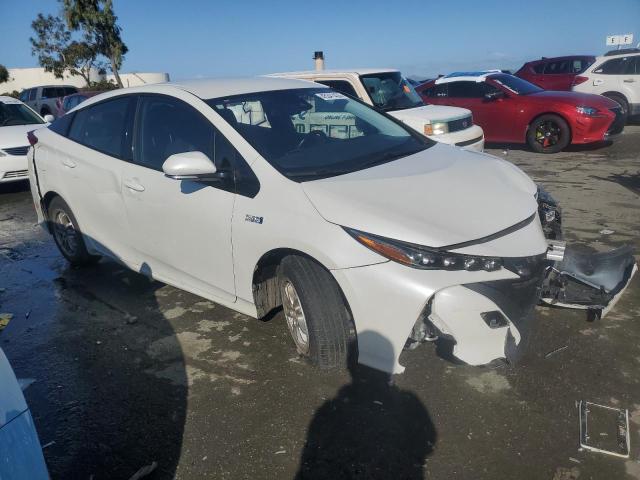 Photo 4 from auction – 2018 TOYOTA PRIUS PRIM with VIN JTDKARFPXJ3079207