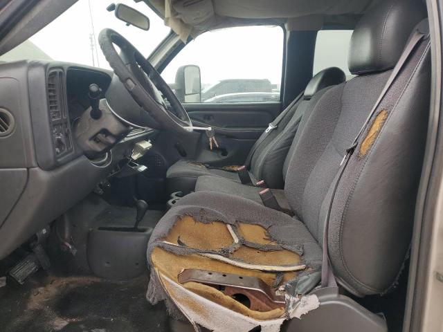 Photo 7 from auction – 2005 CHEVROLET SILVERADO with VIN 1GCHK29U35E174007